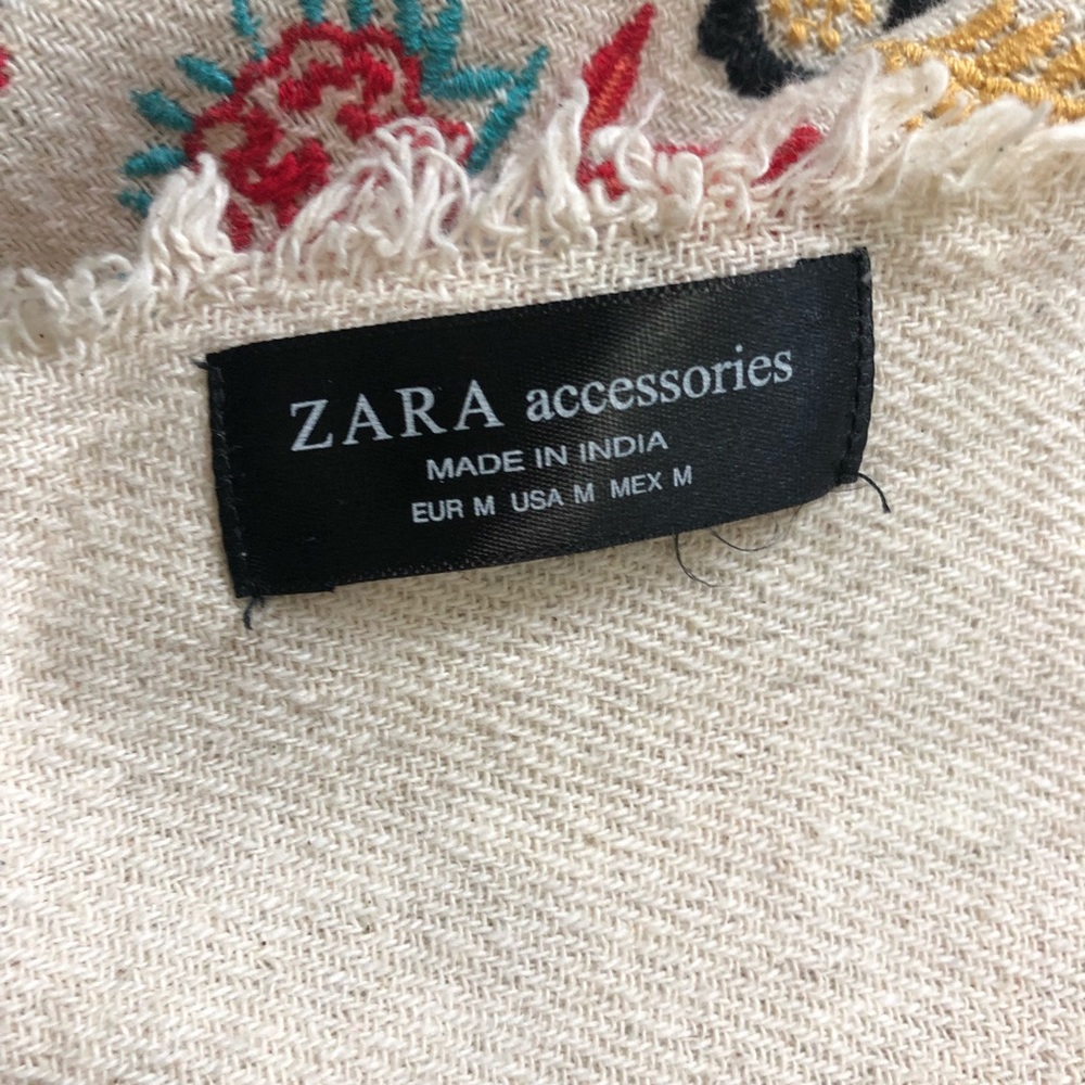 Zara scarf - Picture 3 of 3